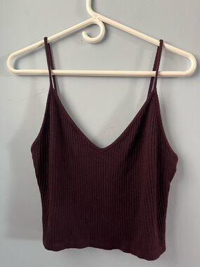 Brandy Melville Cropped Ribbed V-Neck Stretch Knit Tank Cami Burgundy One Size